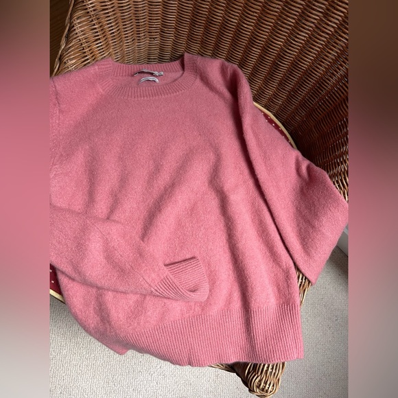 Cashmere Sweater Small - Picture 10 of 16